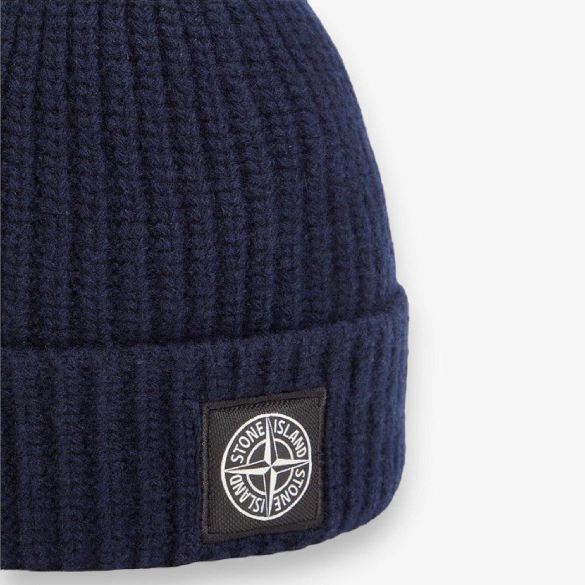 Bonnet Stone Island - Urban Clothing