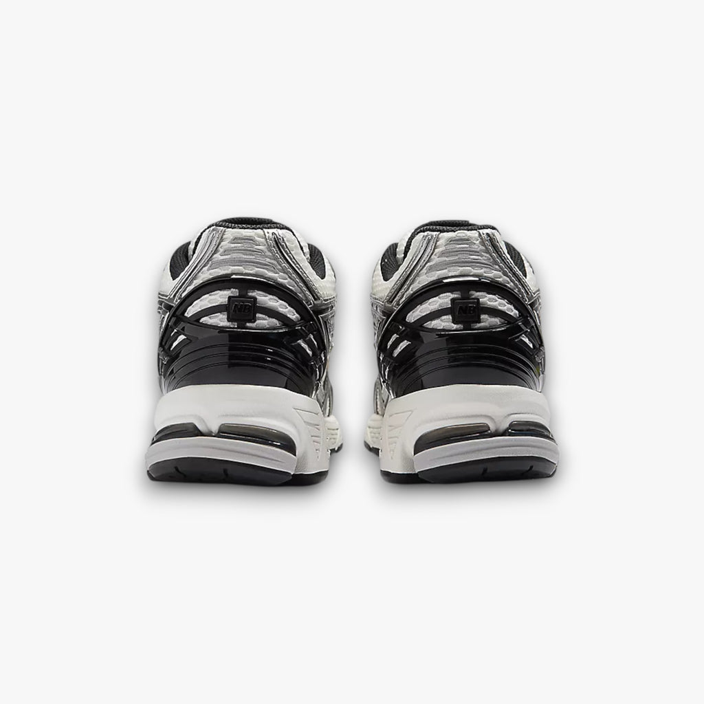 1906R - Silver Metallic